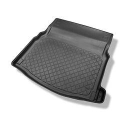 Tapis de coffre pour Mercedes-Benz Classe E W213 Berline (04.2016-07.2023) - bac de coffre - protection de coffre voiture - Aristar - Guardliner - sièges arrière à plat; non pour version Plug-in hybride; sans caisson de graves (soundsytem Burmester)