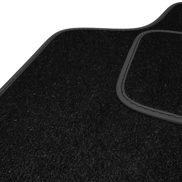 Tapis en caoutchouc noir Classe A W169