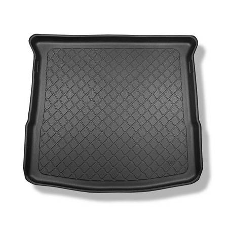 Tapis de coffre pour BMW 2 F46 Gran Tourer (03.2015-2022) - bac de coffre - protection de coffre voiture - Aristar - Guardliner - 5/7 places; 3e rangée abaissée