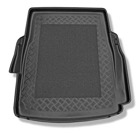 Tapis de coffre pour BMW 5 E39 Berline (1996-06.2003) - bac de coffre - protection de coffre voiture - Aristar - Standard - avec navigation et audio