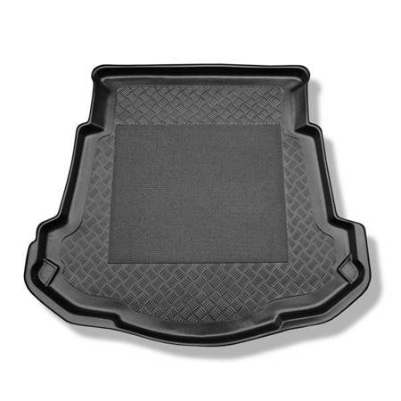 Tapis de coffre pour Ford Mondeo IV Berline (09.2007-12.2014) - bac de coffre - protection de coffre voiture - Aristar - Standard - avec roue de secours à usage temporaire ou kit de réparation