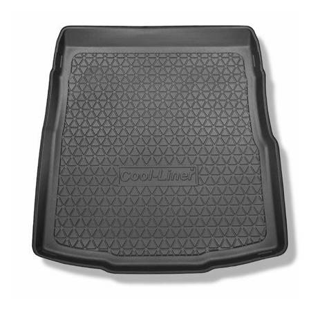 Tapis de coffre pour Volkswagen Passat B8 Berline (12.2014-12.2021) - bac de coffre - protection de coffre voiture - Aristar - Cool liner - coffre supérieur ; avec roue de secours taille normale 