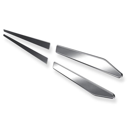Baguettes de protection latérales en acier pour Toyota Avensis II T25 Berline (4 portes) - (2003-2008) - Croni - W - argent (mat)